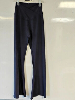 Sunzel Crossover Flare Leggings